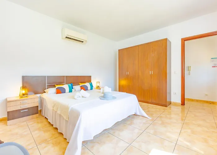 Villa Inia - Plusholidays *