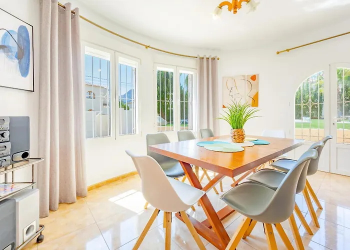 Inia - Plusholidays * Ifach